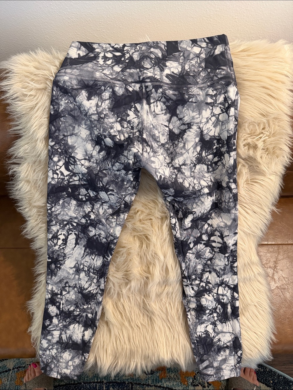 Lululemon Tie-Dye Leggings - Black & White